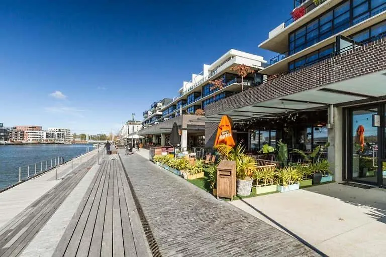 **** Aparthotel Oxley Court Serviced Apartments Canberra Australia