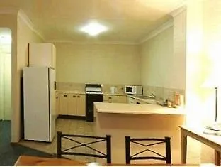Oxley Court Serviced Apartments Canberra