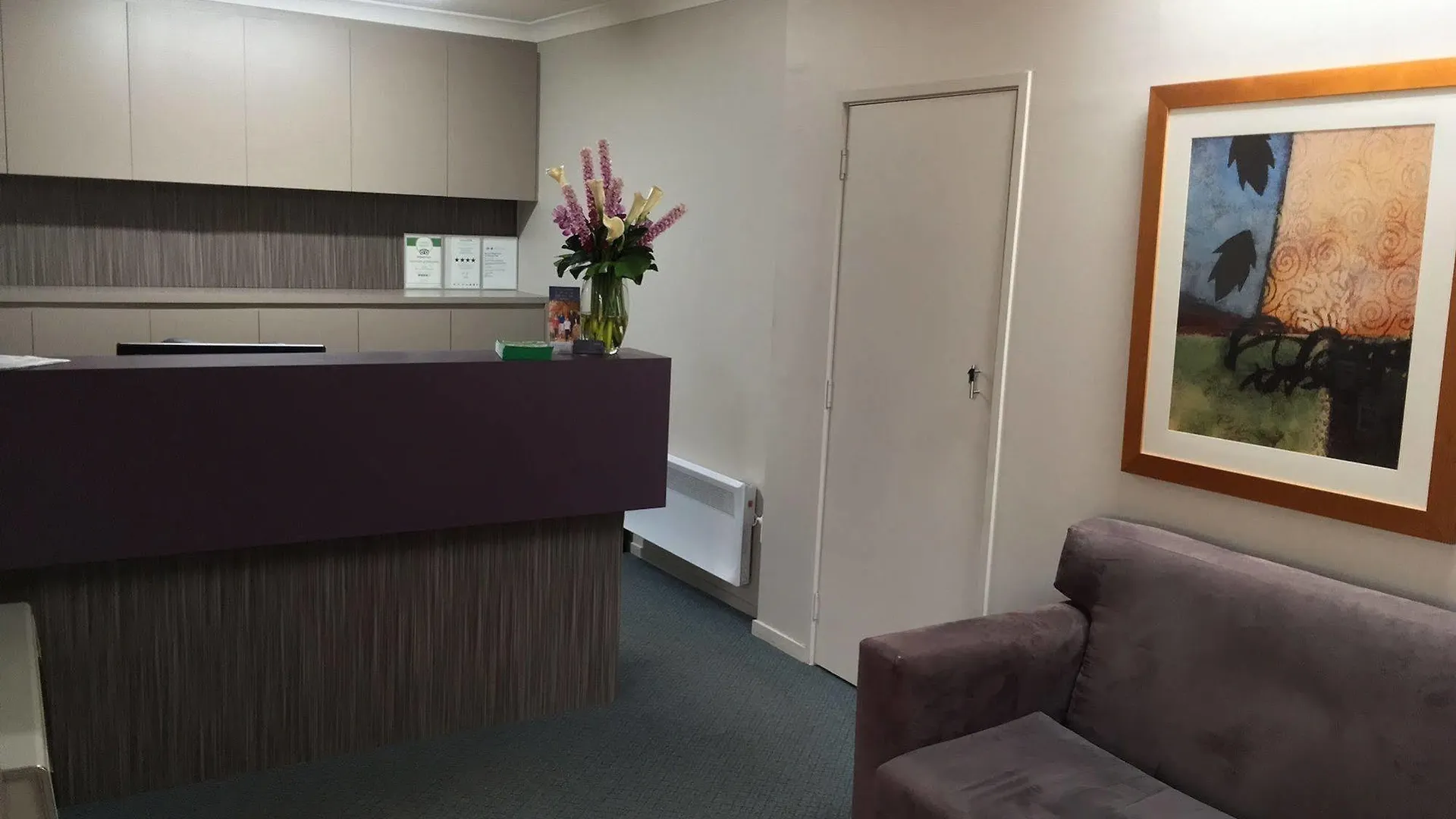 Aparthotel Oxley Court Serviced Apartments Canberra