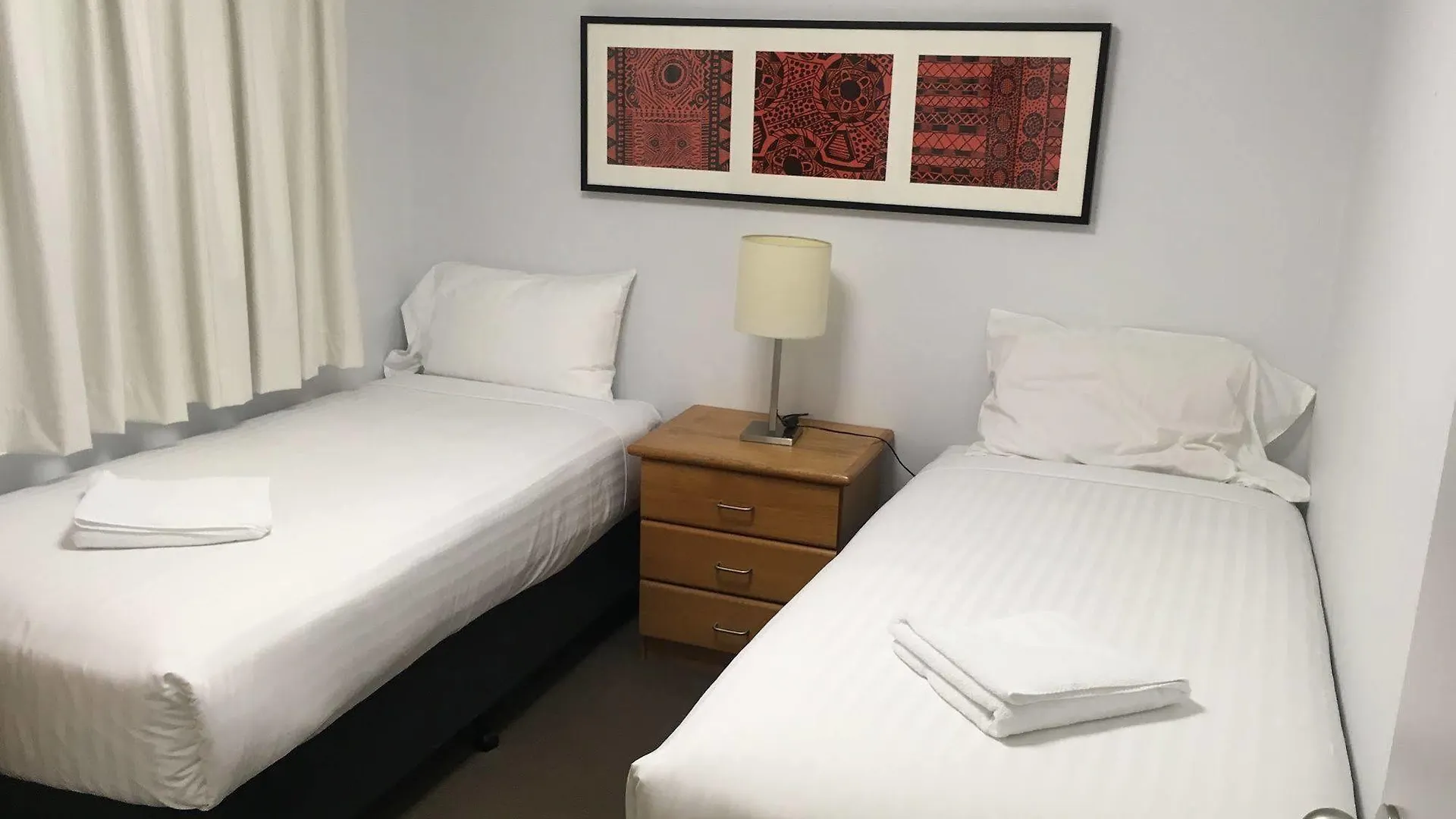 **** Aparthotel Oxley Court Serviced Apartments Canberra Australia